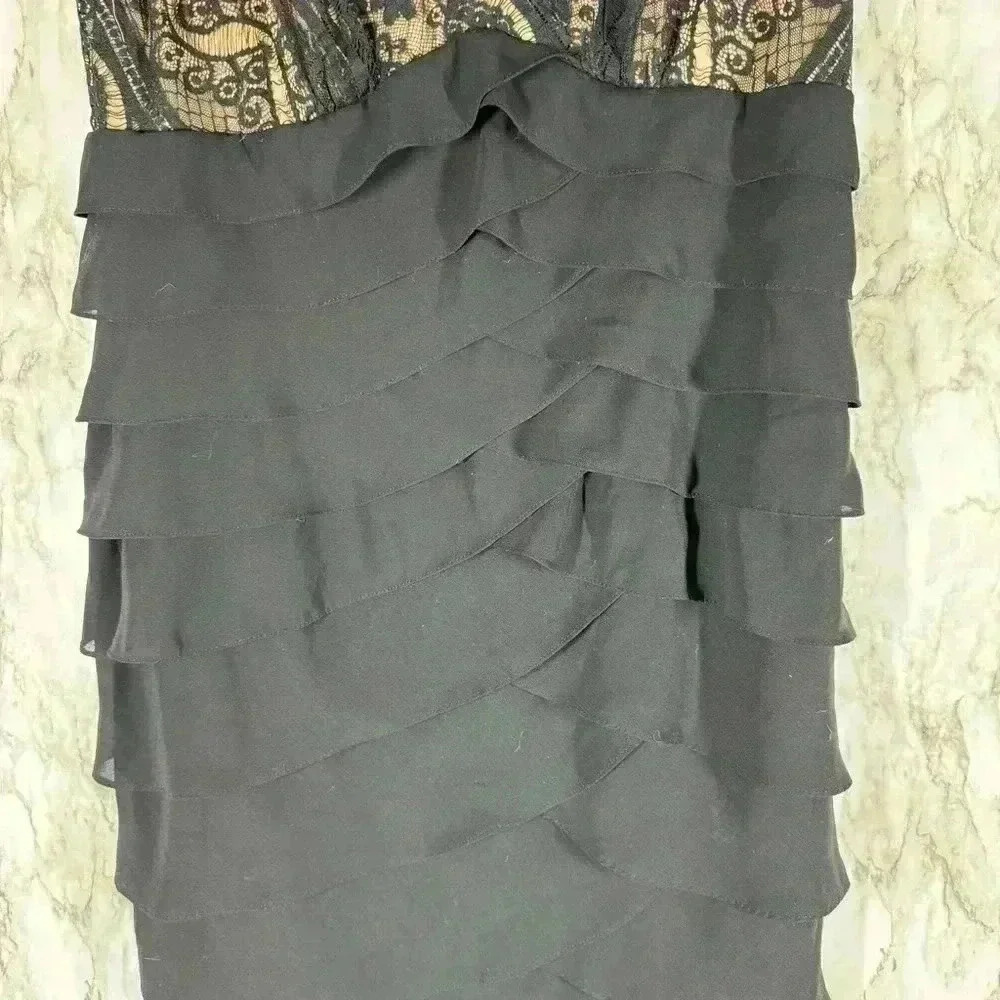 Adrianna Papell Black & Tan Lace Overlay Tiered Ruffle V-Neck Sheath Dress Sz 14 - Picture 5 of 7